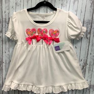 Tunic shirt with three hearts